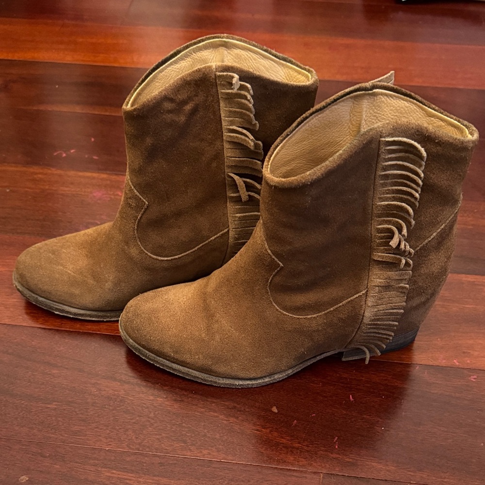 Durli Leathers Brown Suede Fringe Ankle Boots